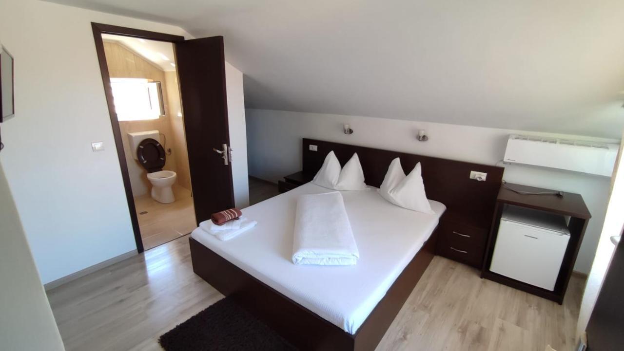 Casa Laur Ξενοδοχείο Băile Felix Εξωτερικό φωτογραφία